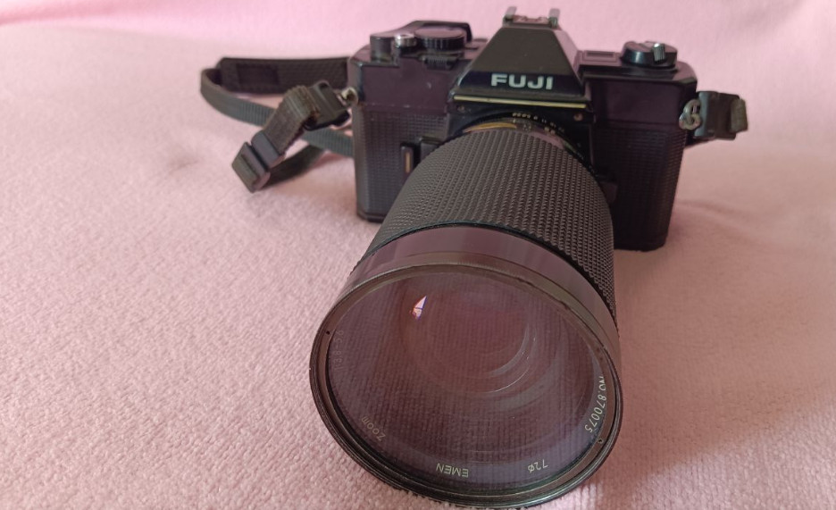 FUJI富士單鏡頭反光膠片相機(jī)STX-2